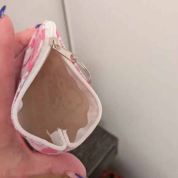 Hello Kitty Pink and White Coin Purse - Picture 2 of 2